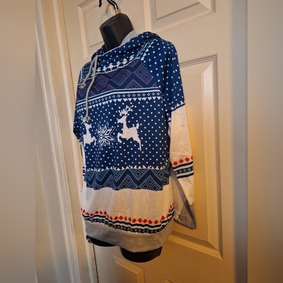 No brand thin hoodie size medium - Picture 3 of 7